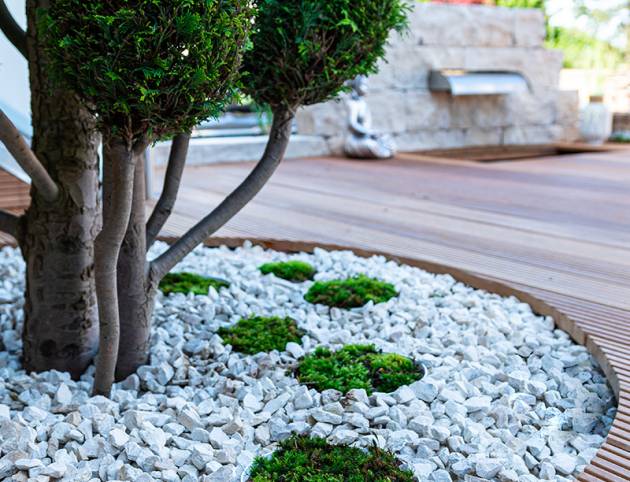 02-pierre-ornementale-jardin-1